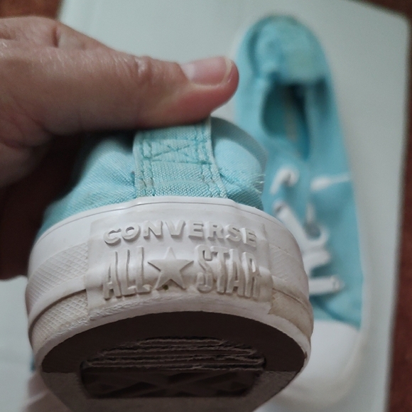 Converse Women's Sky Blue Shoreline Slip-on Sneakers - Picture 3 of 12